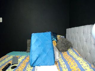 Live sex webcam photo for Megan_dreams1 #252063593