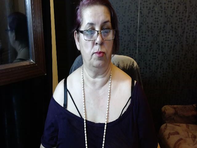 Live sex webcam photo for MissSanjane #260861813