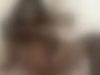 Live sex webcam photo for AngelaQueen #240870317