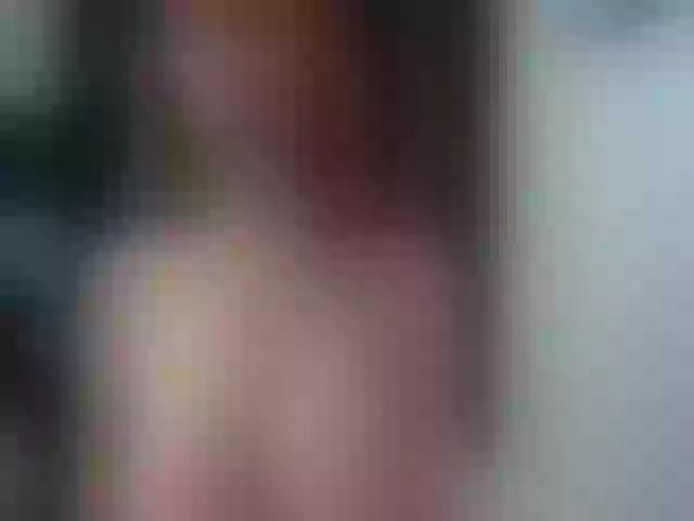 Live sex webcam photo for SweetndCrazy #259233653