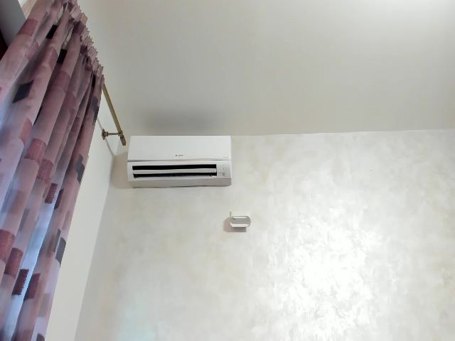 Live sex webcam photo for Kasey_Dee #255817219