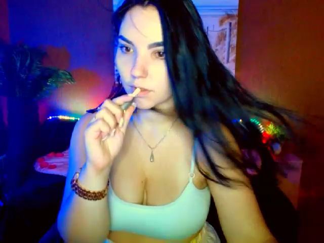 Live sex webcam photo for NataBorerro__ #263548162