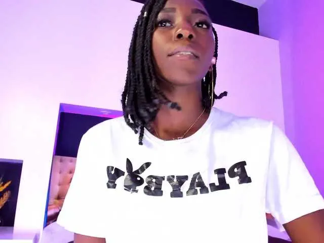 Live sex webcam photo for ChannySmalls #263391224