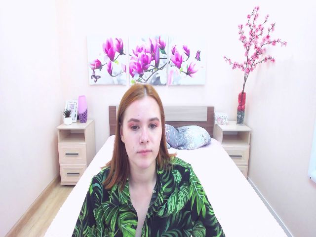 Live sex webcam photo for ZoeCranberry #259244610