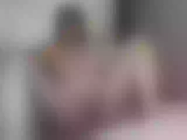 Live sex webcam photo for miss-s #241014057