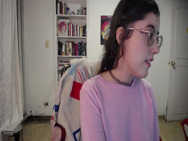 Live sex webcam photo for Cherrybunny21 #255777063