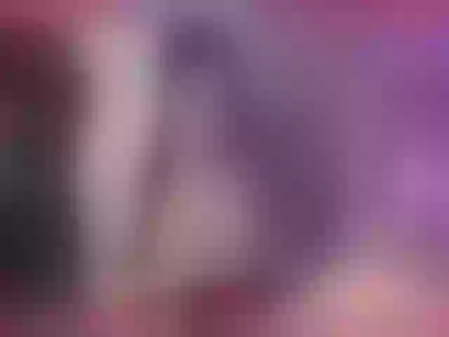Live sex webcam photo for RedHOTPinay01 #253066430