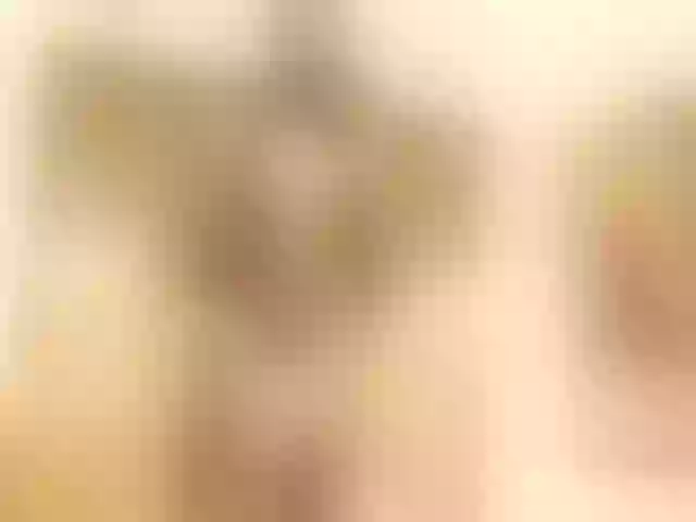 Live sex webcam photo for Polyhadid #253146421