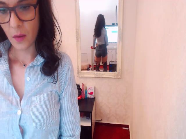 Live sex webcam photo for AlishaPacari #265096738