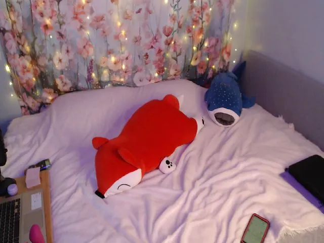 Live sex webcam photo for Isa_Boop #256590030