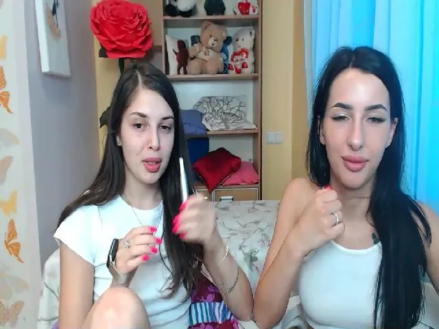 Live sex webcam photo for Margo_Bim_ #256233557