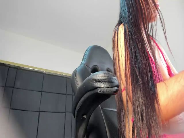 Live sex webcam photo for Marnie_Jones #254070703