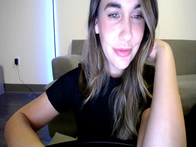 Live sex webcam photo for Scout #261796012