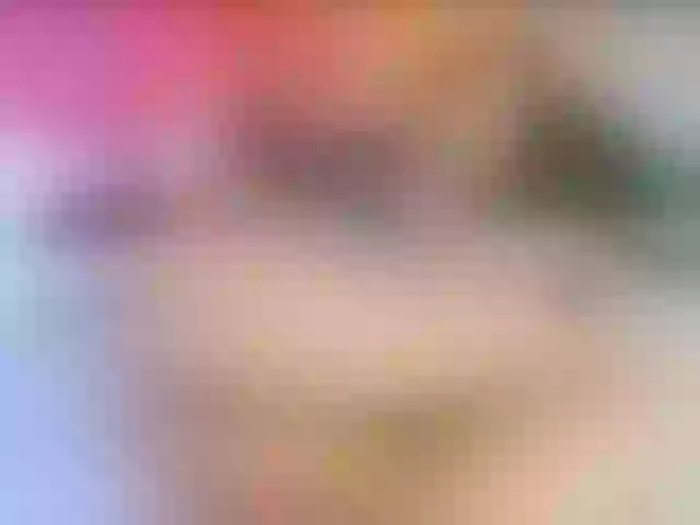 Live sex webcam photo for lizzarobert #243230631