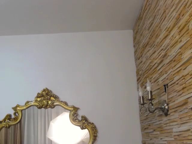 Live sex webcam photo for MissElisabeth #265142313