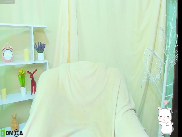 Live sex webcam photo for Gloria_grey_ #256040711