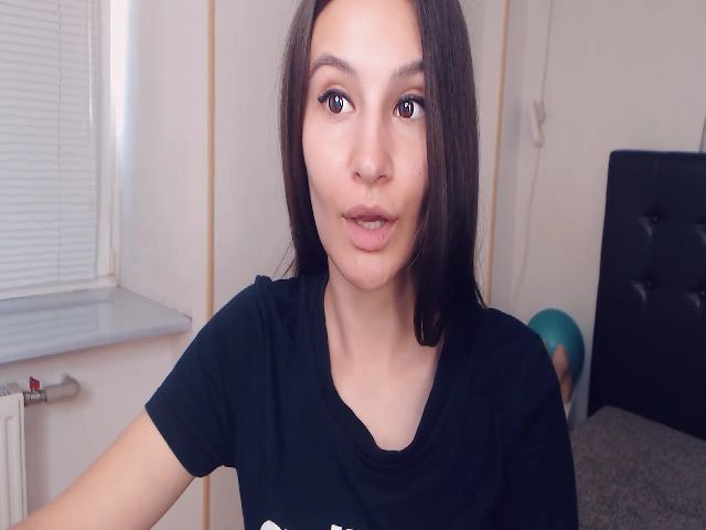 Live sex webcam photo for Asoll77 #255295720