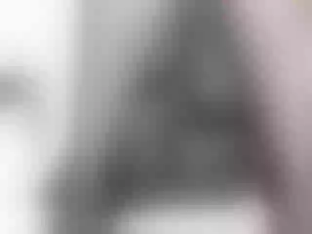 Live sex webcam photo for Sexxieebony20 #251237051