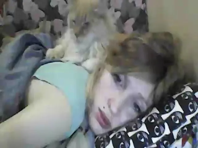 Live sex webcam photo for GuiltyKitty #265637101