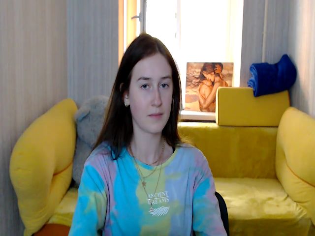 Live sex webcam photo for Honey_dream #260492603