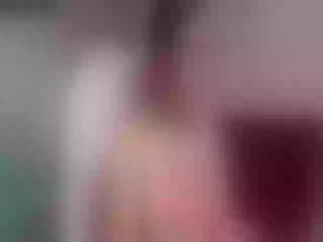 Live sex webcam photo for Sun_kissed1 #259216133