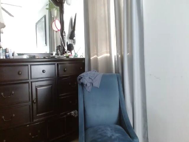 Live sex webcam photo for Sarah_Stark #258612629