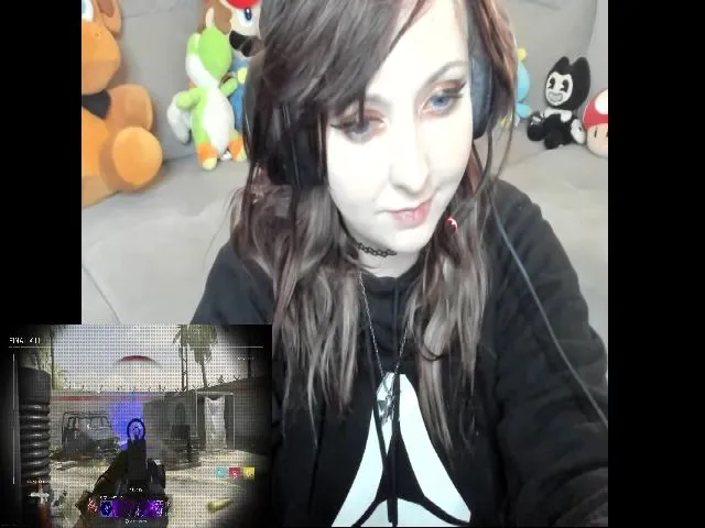 Live sex webcam photo for PrincessBluu #263860643