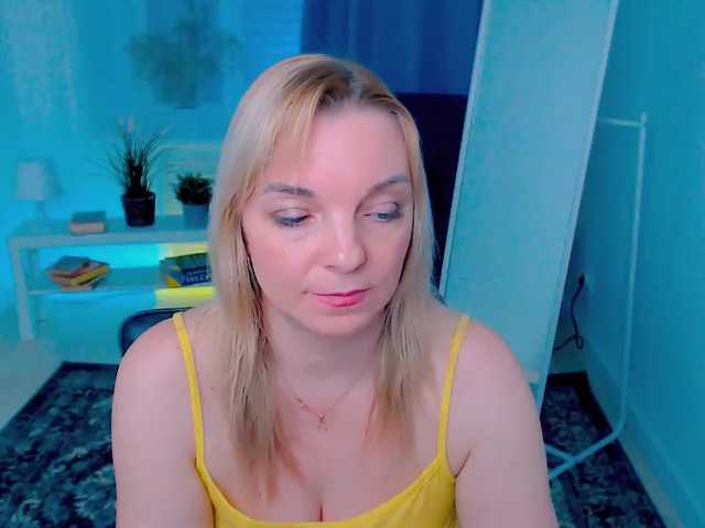 Live sex webcam photo for ReganLovely #242414224