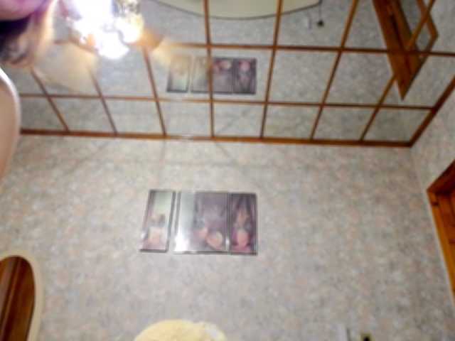 Live sex webcam photo for MaryBerryXO #253402243