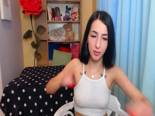 Live sex webcam photo for BruttieHot__ #264749455