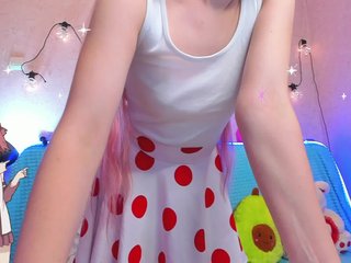 Live sex webcam photo for Kira-Li-Lime #240861820
