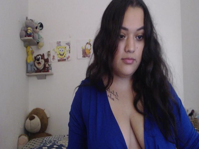 Live sex webcam photo for HoneyTamara #258854284