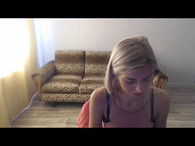 Live sex webcam photo for SexyBeatriice #259793791