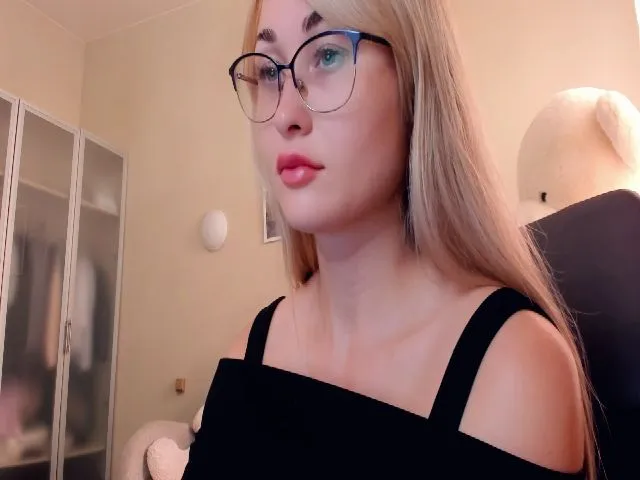 Live sex webcam photo for Mistress_Eva_ #257510207