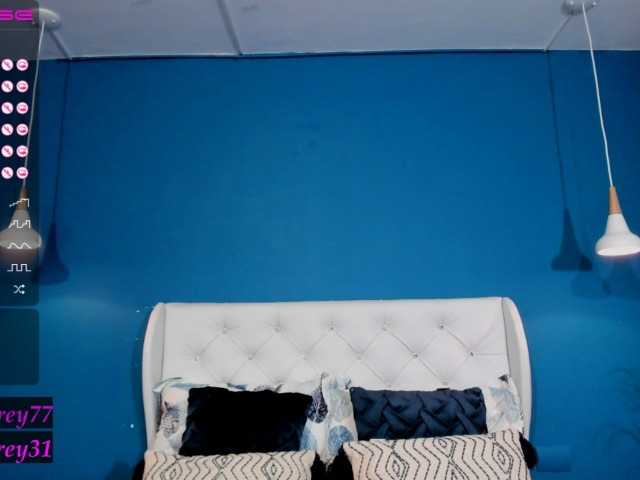 Live sex webcam photo for SARAGREY13 #241154805