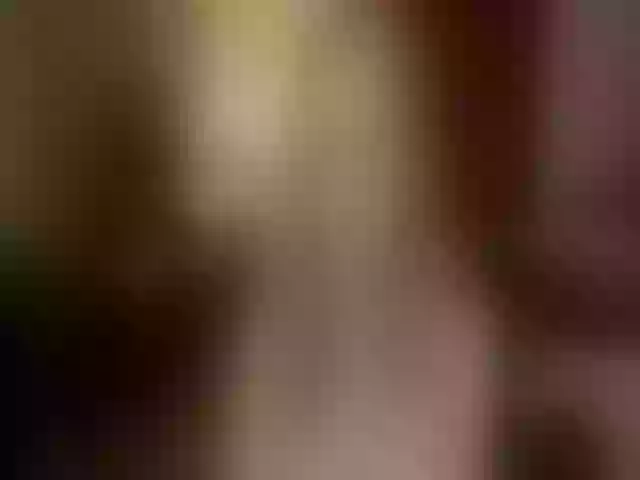 Live sex webcam photo for WildestKitten #256414932