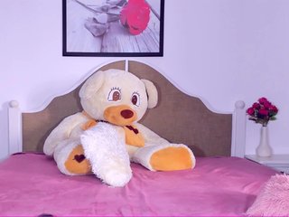 Live sex webcam photo for xKittyLovex #240709479