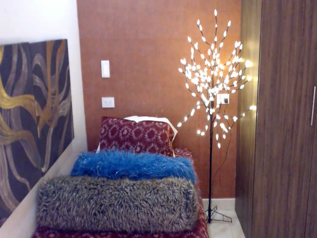 Live sex webcam photo for Forevermanu #255925642