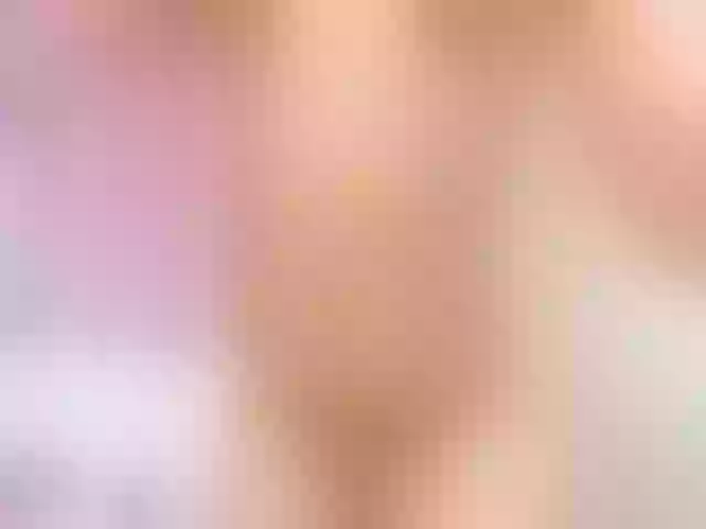 Live sex webcam photo for KylieTy #253690118