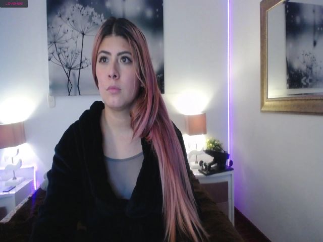 Live sex webcam photo for NicolSaenz #254567185