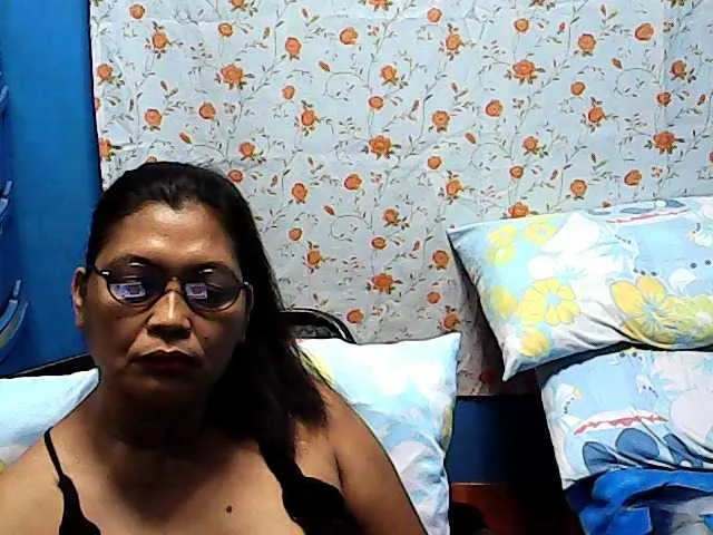 Live sex webcam photo for hOtGranny4u #243036717