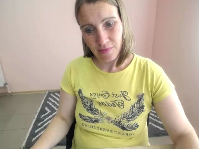 Live sex webcam photo for ChloePlay #258095940