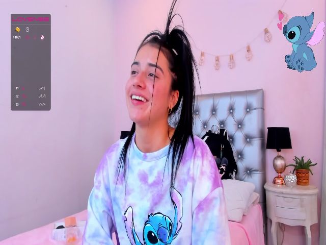 Live sex webcam photo for KallyMyller #260445763