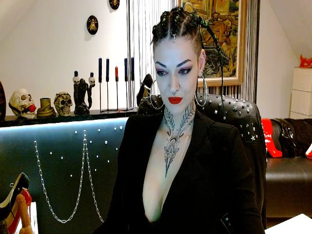 Live sex webcam photo for DaemonInk #252892365