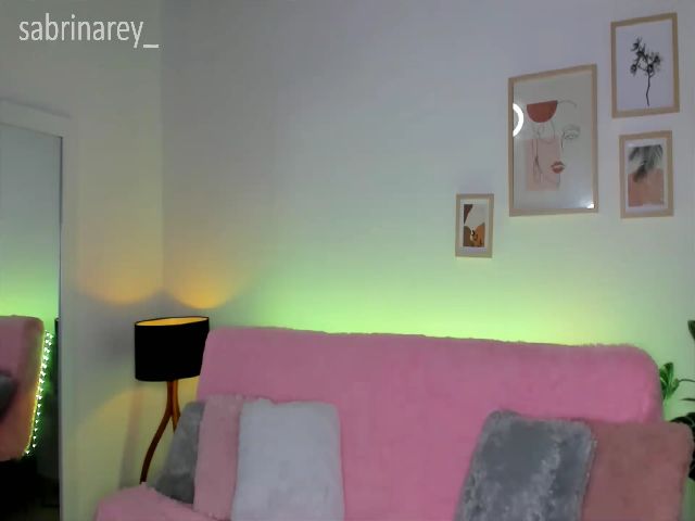 Live sex webcam photo for Sabrinarey_ #287875448