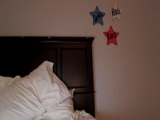 Live sex webcam photo for EmmyLove #254712840