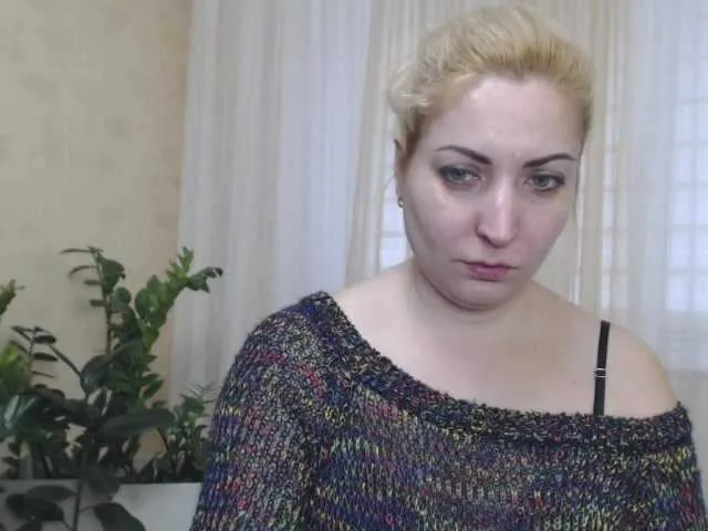 Live sex webcam photo for KickaIricka #241064415