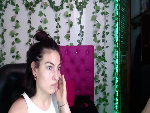 Live sex webcam photo for Isabelle_wood #262218070