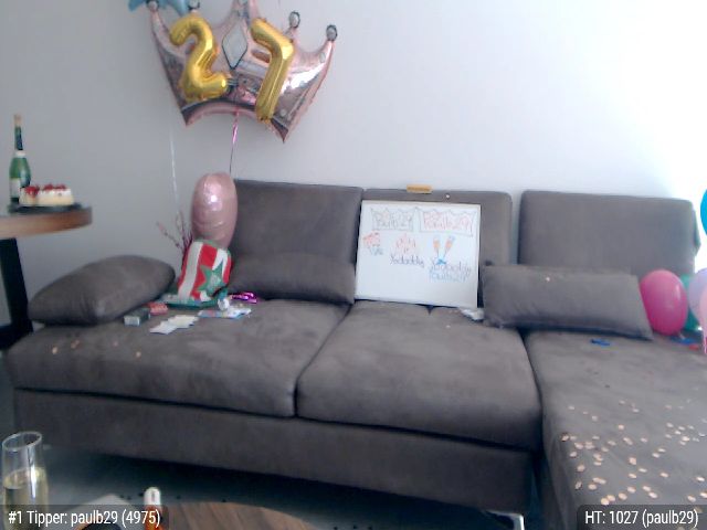 Live sex webcam photo for HollyMfc #265158675