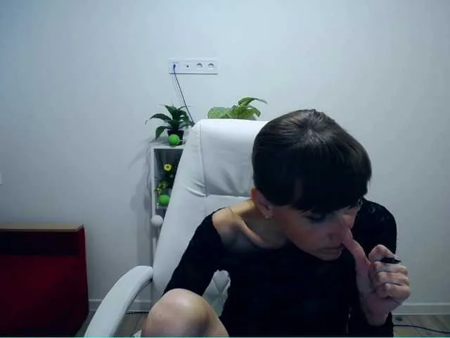 Live sex webcam photo for Tori-Vi #247829759